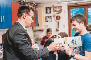 18.11.2022 – Chytří gurmáni v laboratoři Abrakadabra – Album - fotografie 47