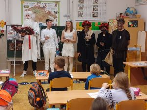 18.11.2022 – Chytří gurmáni v laboratoři Abrakadabra – Album - fotografie 71
