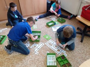 28.03.2023 – Informatika_IV.D (OzoBot) – Album