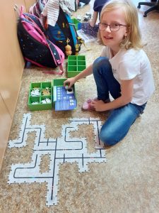 28.03.2023 – Informatika_IV.D (OzoBot) – Album - fotografie 17