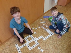28.03.2023 – Informatika_IV.D (OzoBot) – Album - fotografie 24