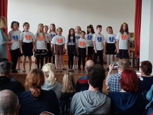 27.04.2023 – Hrabalova koťata – pěvecký sbor – Album - fotografie 7