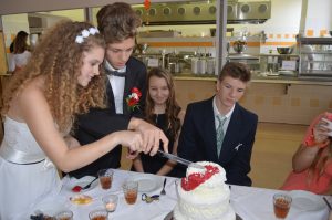 10.11.2015 – Svatba nanečisto (projekt 9.A + 9.B) – Album - fotografie 147