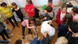 23.02.2018 – PÉČE O NAŠE ZUBY – workshop pro 5.C – Album - fotografie 22