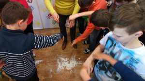 23.02.2018 – PÉČE O NAŠE ZUBY – workshop pro 5.C – Album - fotografie 23