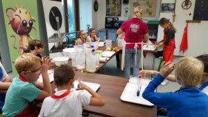 20.10.2017 – Kids Lab Abrakadabra – Chytří gurmáni z 5.C – Album - fotografie 12