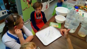 20.10.2017 – Kids Lab Abrakadabra – Chytří gurmáni z 5.C – Album - fotografie 20
