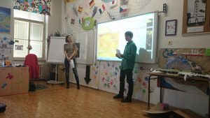 05.11.2015 – METEOworkshop s D. Honsovou (9.A + 9.B) – Album - fotografie 10