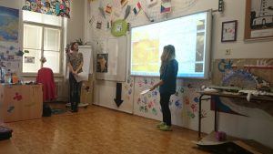 05.11.2015 – METEOworkshop s D. Honsovou (9.A + 9.B) – Album - fotografie 12