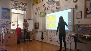 05.11.2015 – METEOworkshop s D. Honsovou (9.A + 9.B) – Album - fotografie 15