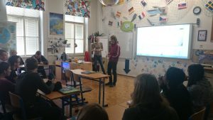 05.11.2015 – METEOworkshop s D. Honsovou (9.A + 9.B) – Album - fotografie 24