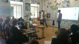 05.11.2015 – METEOworkshop s D. Honsovou (9.A + 9.B) – Album - fotografie 28