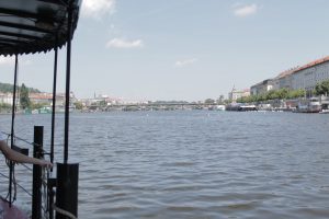 01.06.2017 – Tradiční procházka Prahou (9.AB) – Album - fotografie 11
