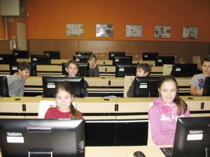 15.12.2015 – Nová PC učebna (budova Zenklova) – Album - fotografie 7
