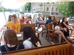 04.06.2015 – Procházka Prahou – ZE + OSV (9.A) – Album - fotografie 36