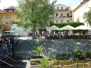 04.06.2015 – Procházka Prahou – ZE + OSV (9.A) – Album - fotografie 51