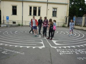 11.06.2015 – Procházka Prahou – ZE + OSV (9.B) – Album - fotografie 9