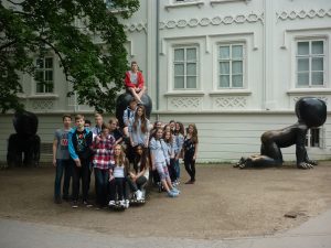 11.06.2015 – Procházka Prahou – ZE + OSV (9.B) – Album - fotografie 25