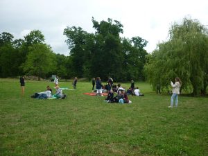 24.06.2015 – Závěrečný piknik ve Stromovce (7.B + 8.B) – Album